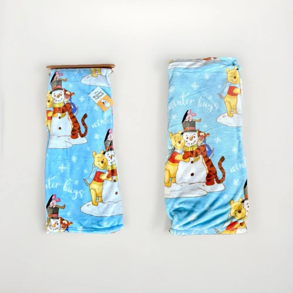 NWT WINNIE THE POOH Christmas Gift 6PC Bundle Throw Hunny Pot Necklace K-Beauty
